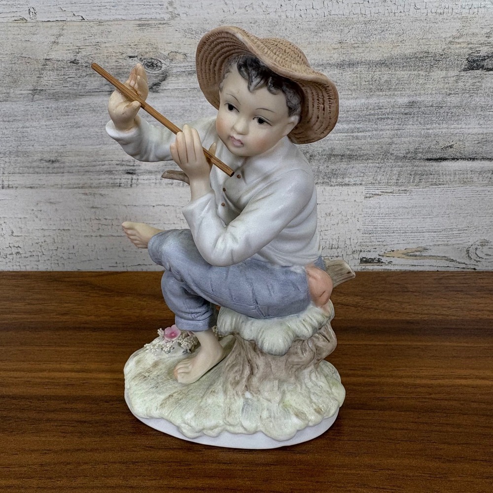 LEFTON China Hand Painted Porcelain Tom Sawyer KW 224 Boy Playing Flute Vintage
